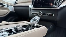 Volvo XC90 2.0 T8 PHEV Ultra Dark 5dr AWD Geartronic Estate